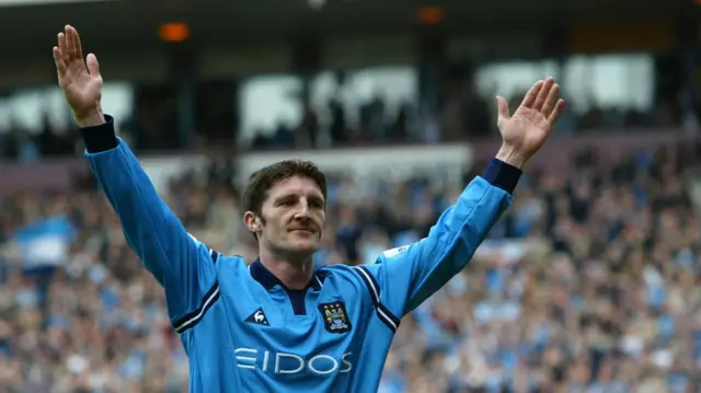 Jon Macken, Man City