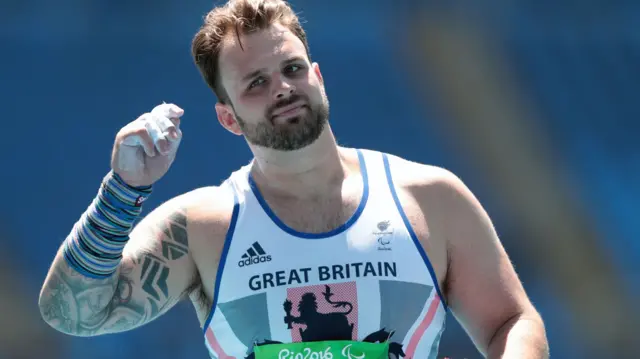 Aled Davies celebrates winning F42 shot put gold at the Rio Paralympics