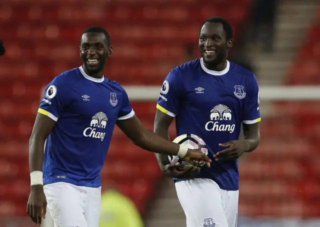 Lukaku and Bolasie celebrate Everton's win