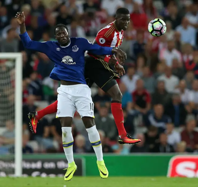 Sunderland's Djilobodji and Everton's Lukaku tussle in the air