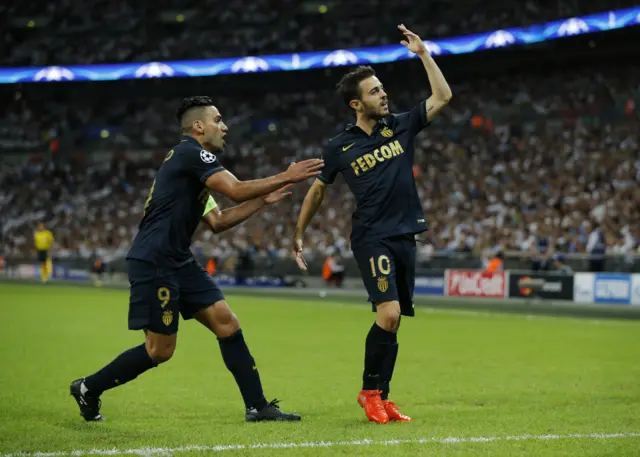 Bernardo Silva celebrates