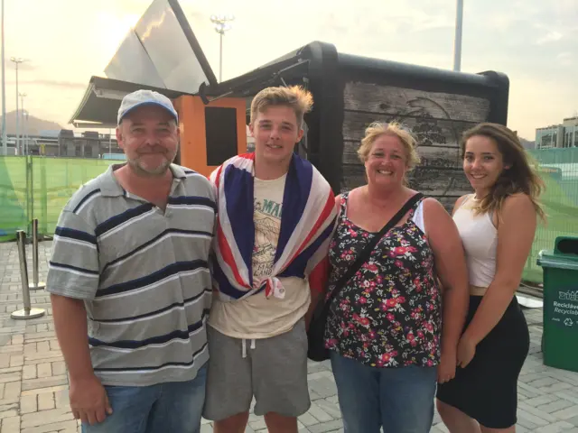 Alfie Hewett's family