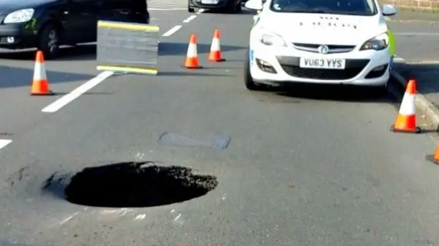 The sinkhole on the A34