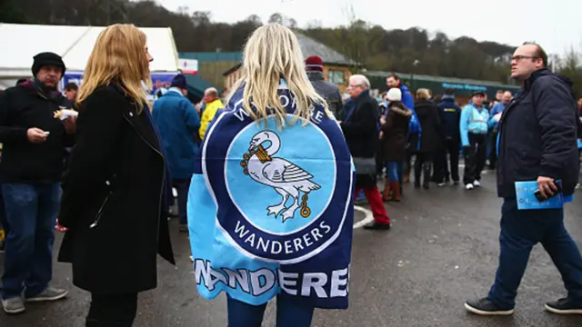 Wycombe Wanderers fan