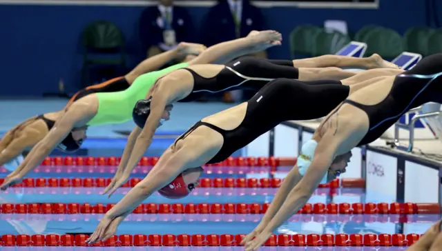 Women's S13 100m freestyle