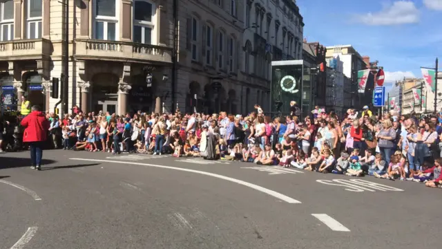 Crowd on St Mary Street