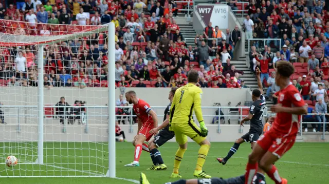 Aaron Wilbraham goal