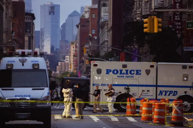 Dawn at NYC explosion site, with bomb squad van, 18 September 2016