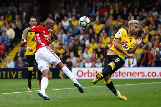 Valon Behrami blocks Ashley Young's shot