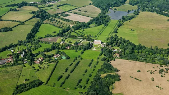 Wotton Underwood landscape