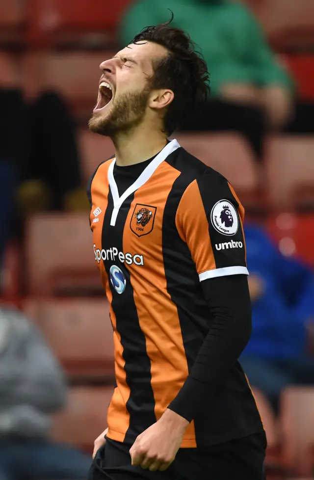 Ryan Mason celebrates