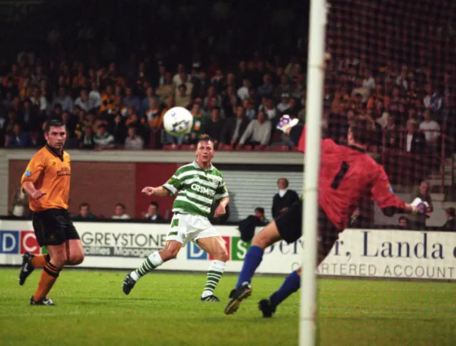 Andreas Thom scores for Celtic against Alloa in 1996