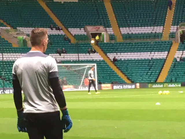 Dorus de Vries and Craig Gordon