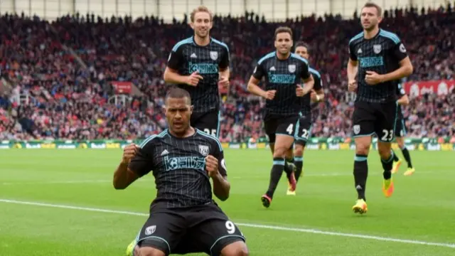 Salomon Rondon celebrates