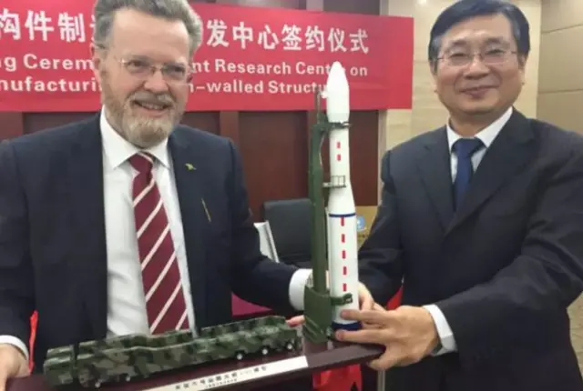 Sheffield University vice chancellor, Sir Keith Burnett, with Prof Guang Meng, vice-principal of Shanghai Academy of Spaceflight Technology