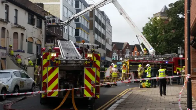 Fire engines on Upper George St, Luton