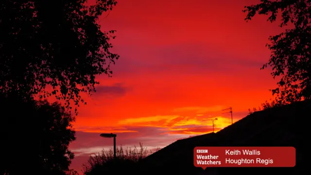 Red sunrise in Houghton Regis