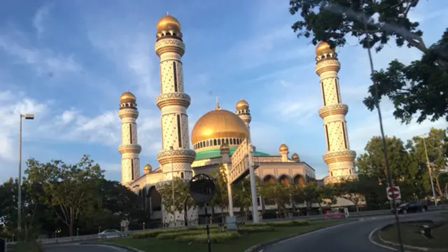 Watching from Brunei !