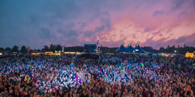 Crowd at Sundown Festival