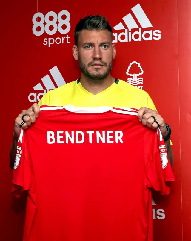 Niclklas Bendtner