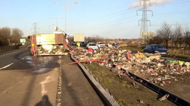 Rubbish on A189