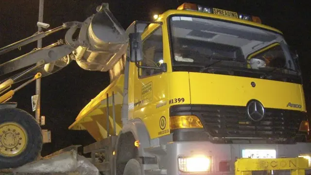 Gritter being loaded up