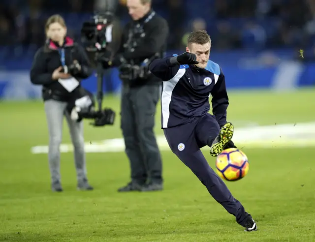 Vardy warms up