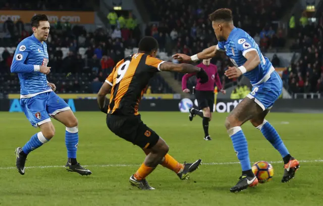 Hull City"s Abel Hernandez scores their second goal