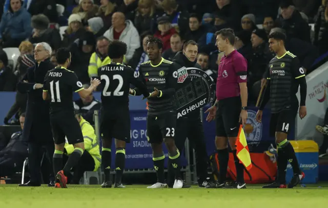 Chelsea"s Michy Batshuayi comes on as a substitute to replace Willian as Ruben Loftus-Cheek waits to come on for Pedro