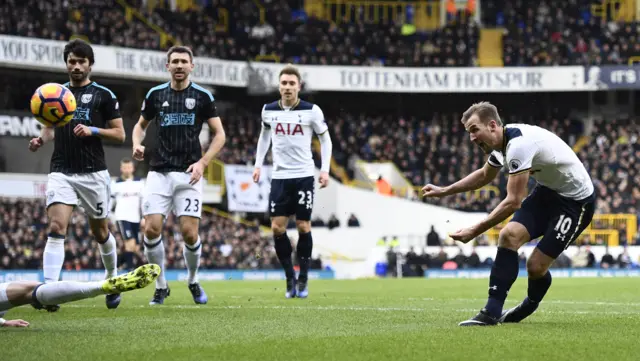 Harry Kane scores