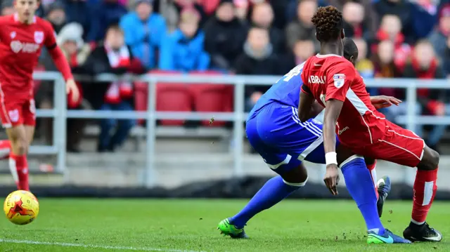 Sol Bamba fouls Tammy Abraham