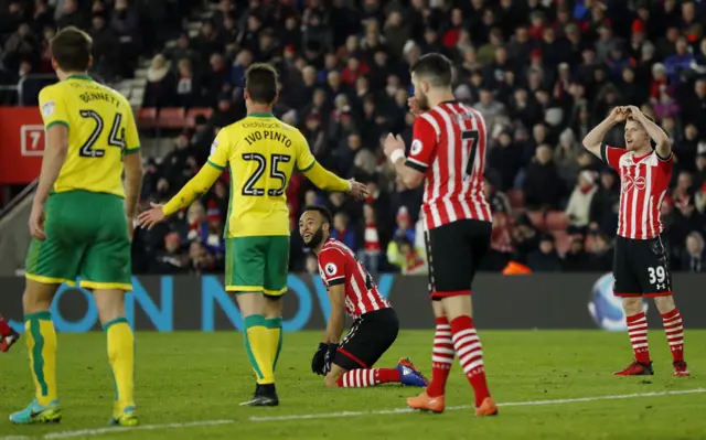 Southampton miss another chance