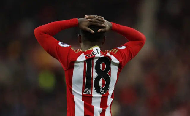 Jermain Defoe looks dejected