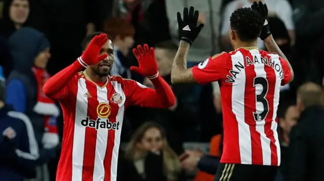 Jermain Defoe celebrates