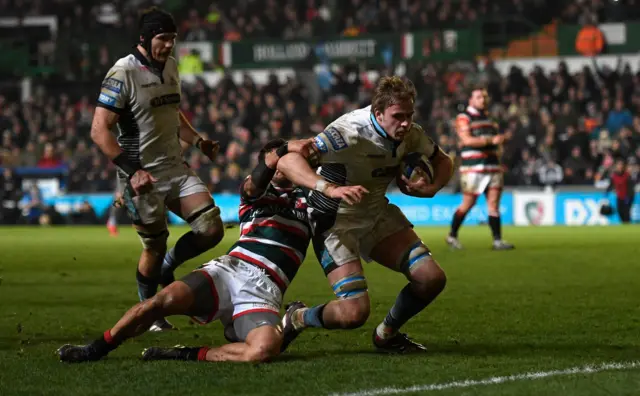 Jonny Gray plunges over to secure a bonus point for the visitors