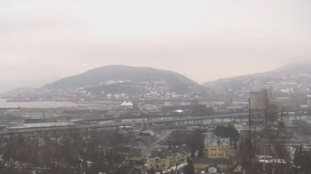 A district heating system using heat pumps provides 85% of the heating needs in Drammen, Norway