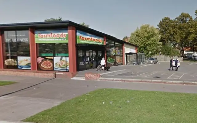 Farmfoods on Greenwood Avenue, Hull