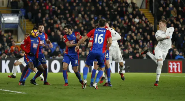 Alfie Mawson scores for Swansea