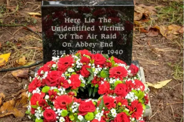 Kenilworth memorial