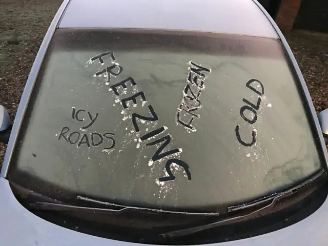 Freezing windscreen