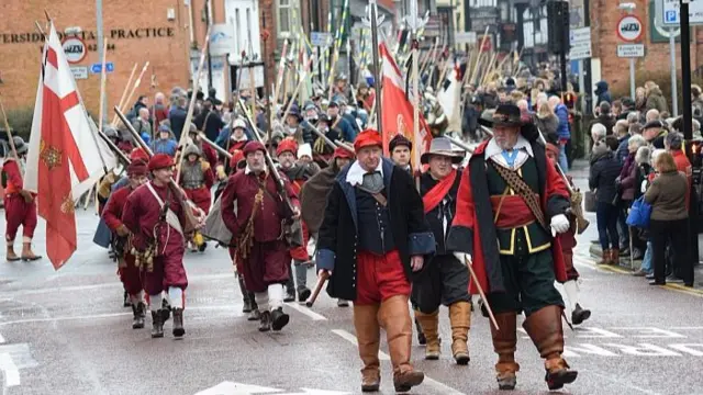 Sealed Knot re-enactment through Nantwich