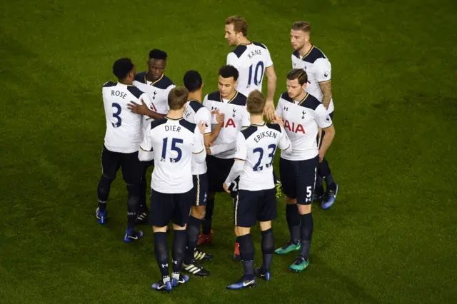 Tottenham players celebrate