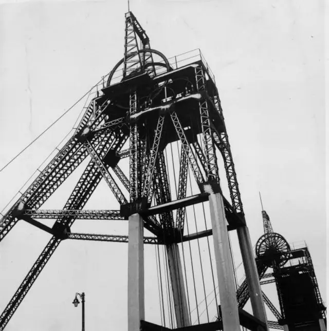 Coal mine lift