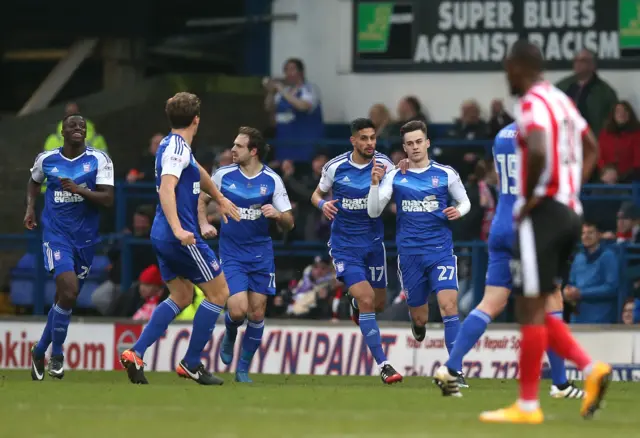 Tom Lawrence