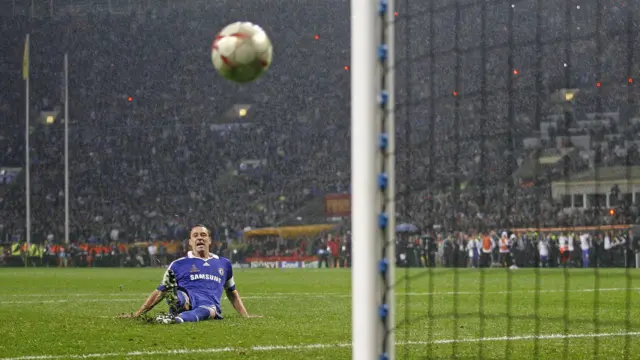 John Terry slips while taking a penalty in the 2008 Champions League final