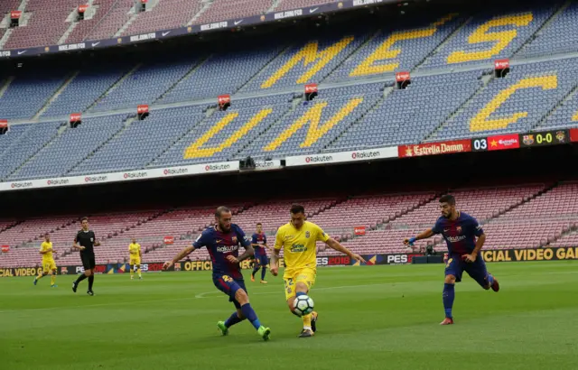 Barcelona's Aleix Vidal