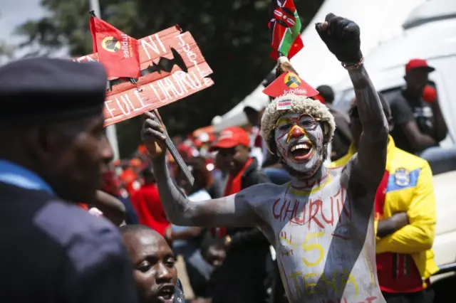 upporters of Uhuru Kenyatta, the leader of the ruling Jubilee party and incumbent President, cheer during his campaign rally with his running mate William Ruto in Nairobi, Kenya, 09 September 2017