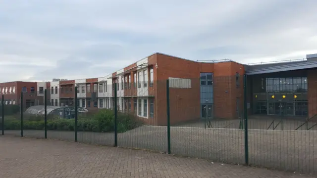 Meadowhead School