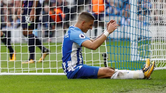 Anthony Knockaert reacts