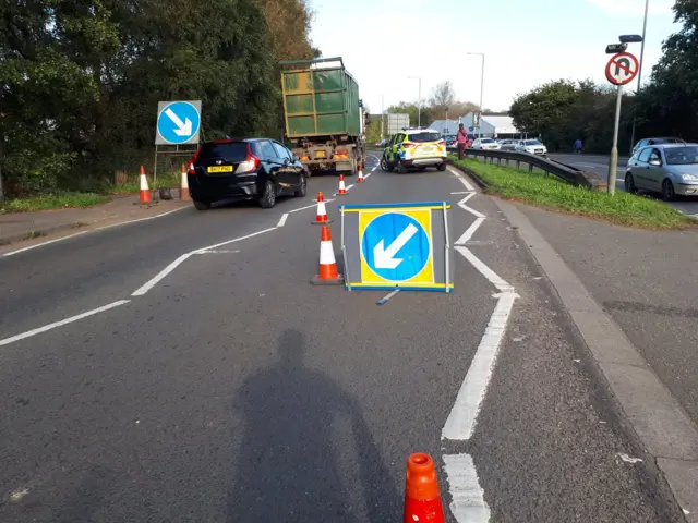 Lorry blocking road